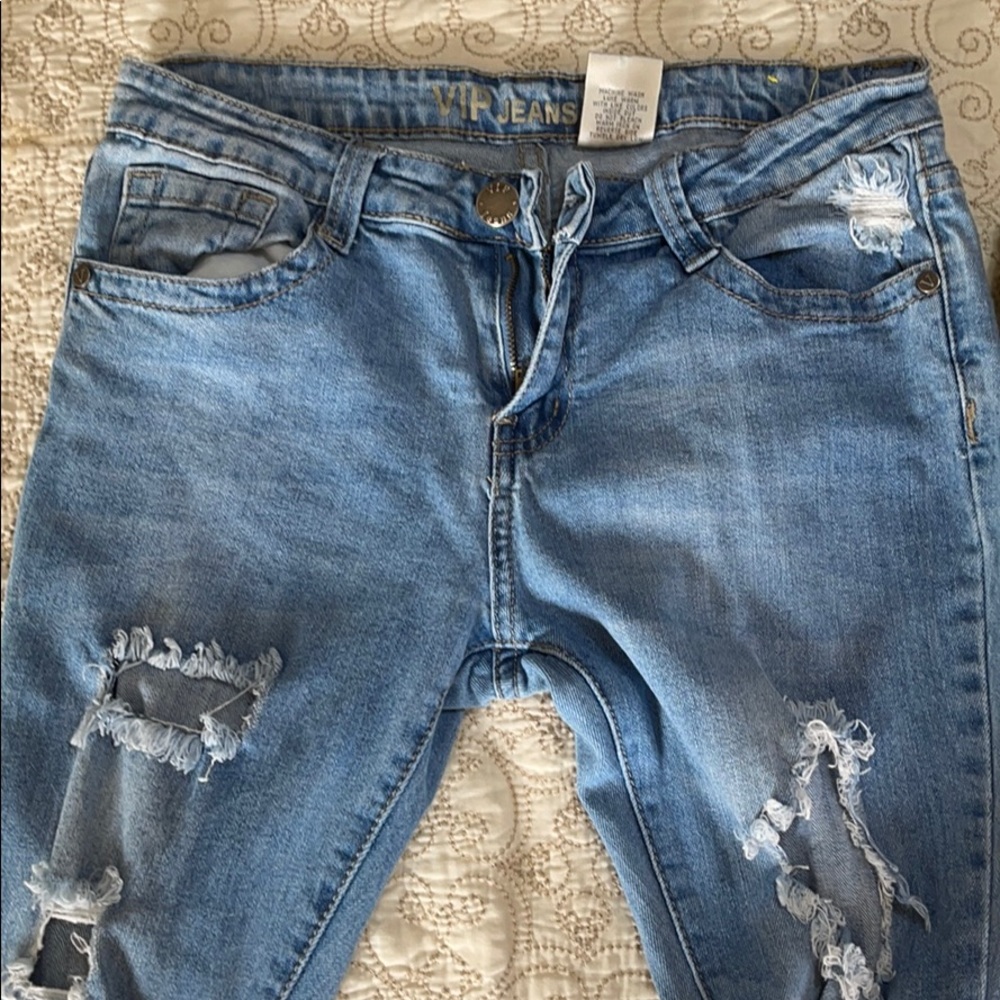 VIP JEANS - Picture 2 of 3